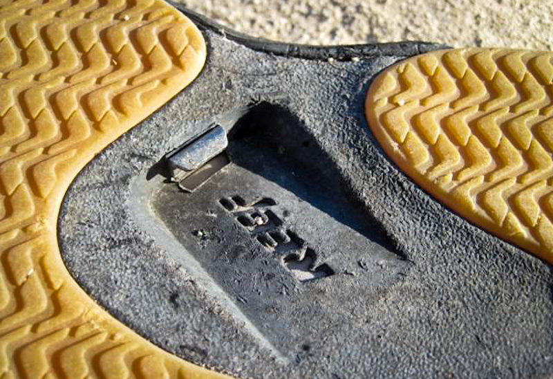 Reef Sandals | Bottle Opener and Flask | Bonefishing Sandals