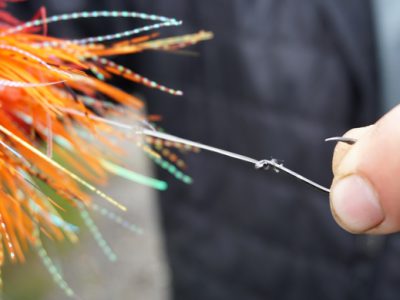 Rigging stinger hooks for tube flies